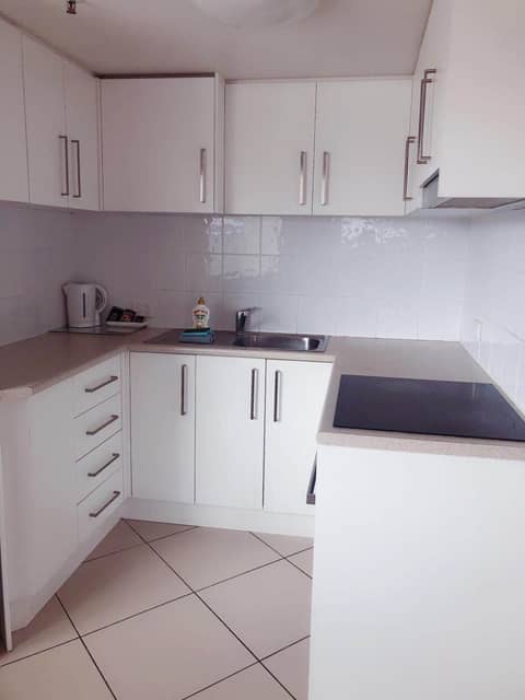 Windsurfer Resort — kitchen