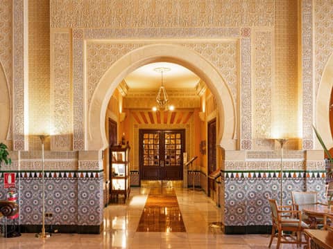 Alhambra Palace Hotel — photo 3