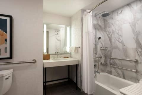 Hyatt Regency San Antonio Riverwalk — photo 4