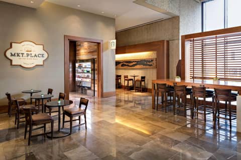 Hyatt Regency San Antonio Riverwalk — dining