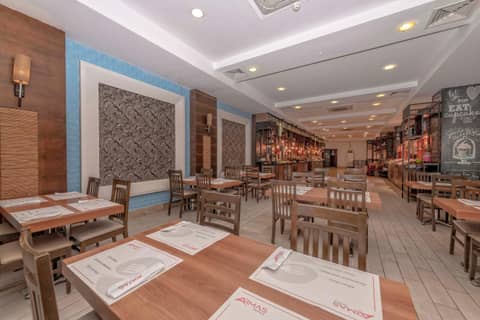 Armas Gul Beach — dining