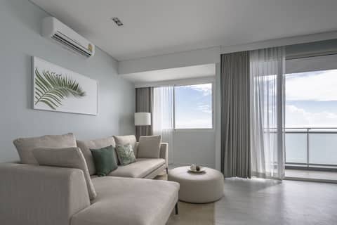 Veranda Residence Pattaya Pool Villa — hotel room