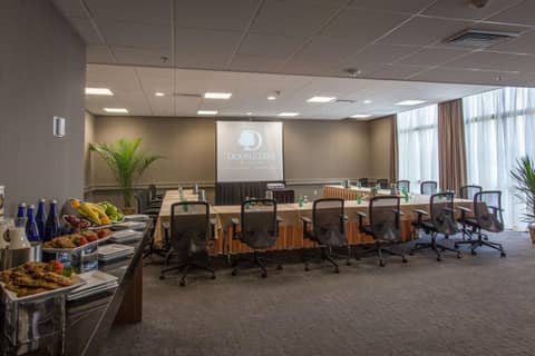 DoubleTree by Hilton Pittsburgh-Green Tree — photo 6