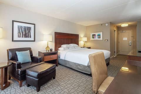 DoubleTree by Hilton Pittsburgh-Green Tree — photo 7