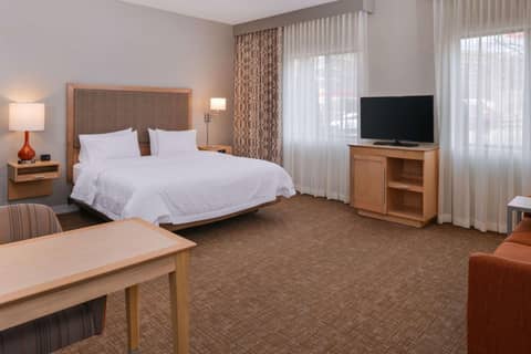 Hampton Inn & Suites Denver-Speer Boulevard — photo 5