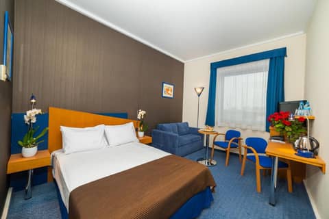 Express Kraków Hotel — hotel room
