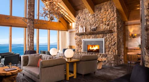 The Edgewater, a Noble House Hotel — lounge