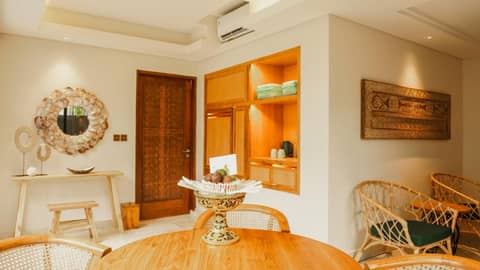 Annora Villas Seminyak — dining