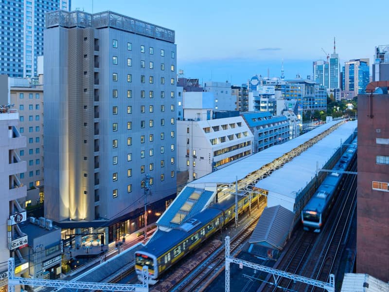 sequence SUIDOBASHI - Tokyo — building