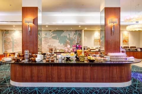 City Sleeper at Royal National Hotel — hotel reception