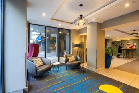 City Sleeper at Royal National Hotel — hotel reception
