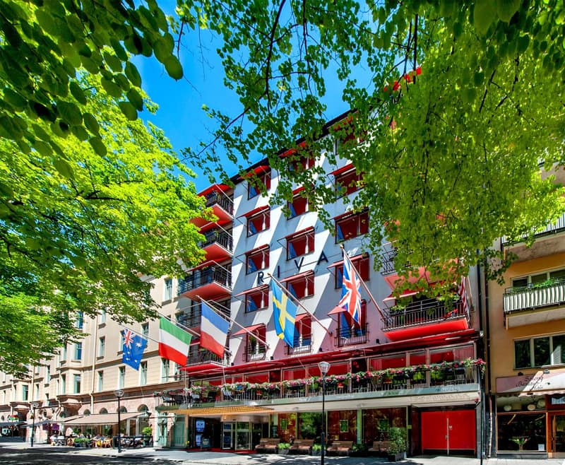 Hotel Rival — building