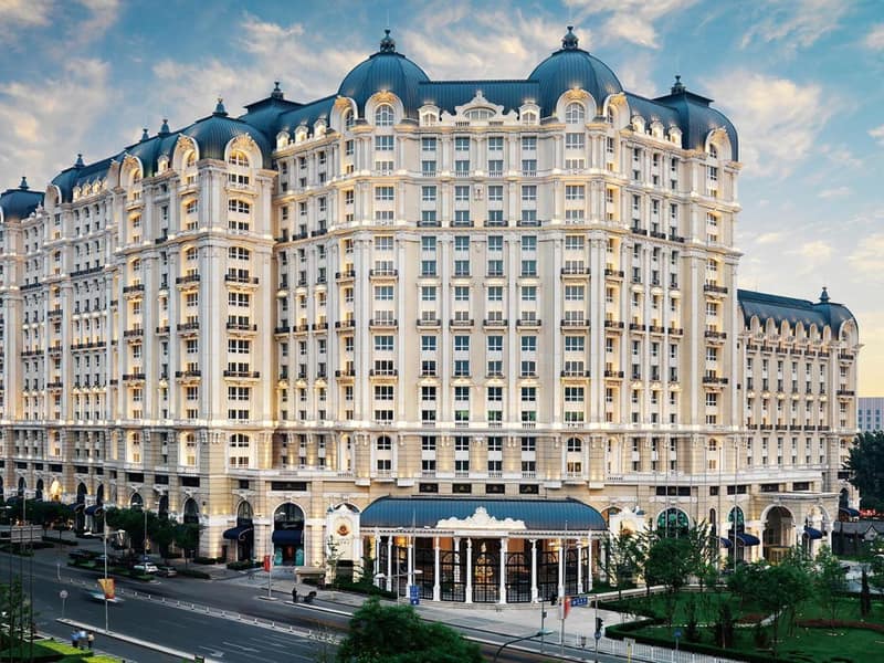 Legendale Hotel Beijing — photo 1