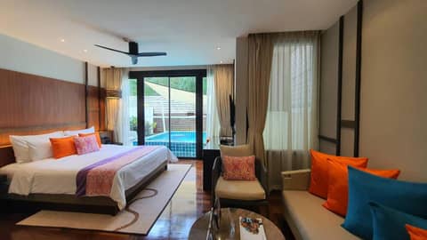 The Rock Hua Hin Beachfront Spa Resort — hotel room