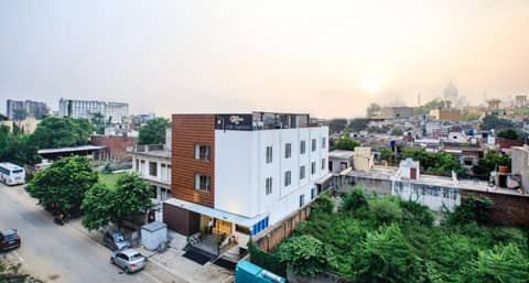 HOTEL TEN SQUARE - 5 Minutes from The Taj Mahal — photo 3