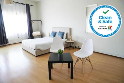 Oporto Trindade Residence — other