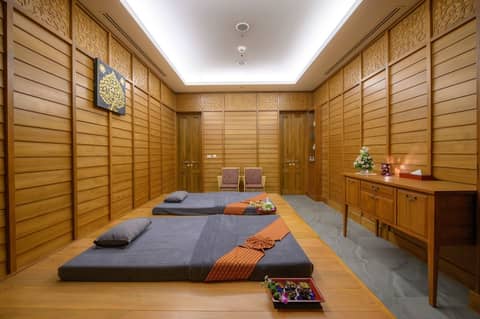 Empress Premier Hotel — photo 7