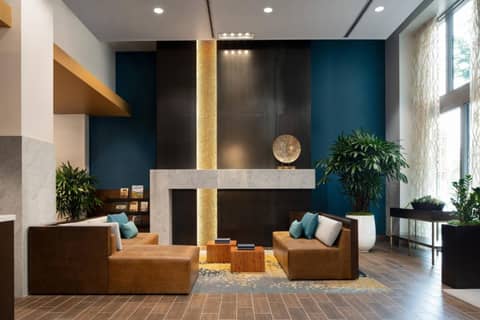 Courtyard Seattle Downtown / Pioneer Square — recepcion & lobby