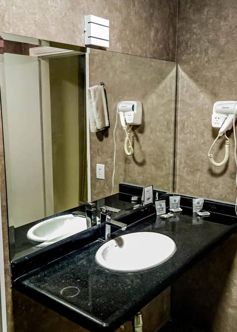 Hotel Euro Suite São Paulo by Nacional Inn - A 600 METROS DA RUA 25 DE MARÇO — photo 9