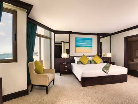 JA Beach Hotel Dubai — photo 8