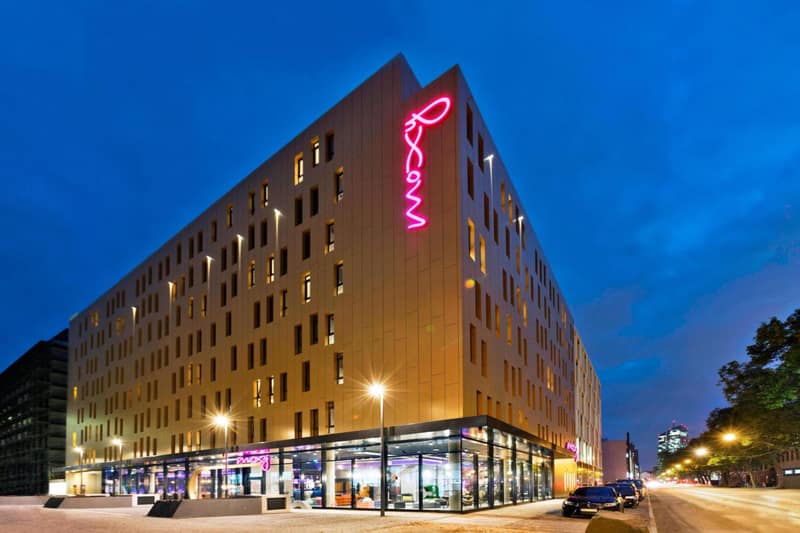 MOXY Frankfurt East — building