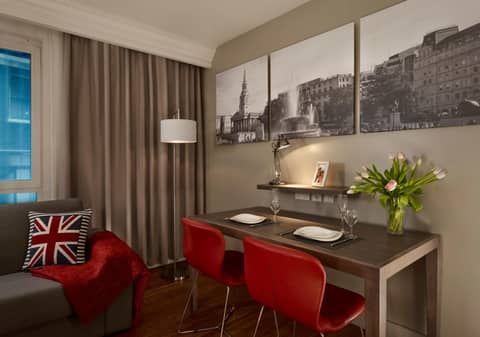 Citadines Trafalgar Square London — hotel reception