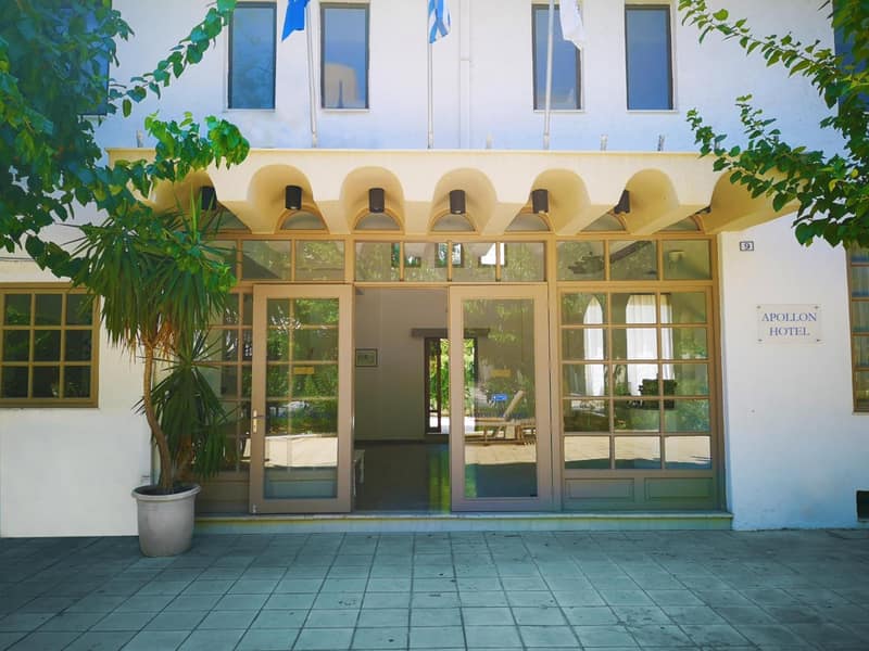 Apollon Hotel — building