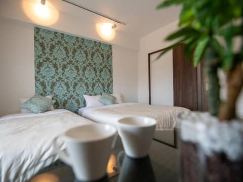 Cozy Stay in Naha — hotel room