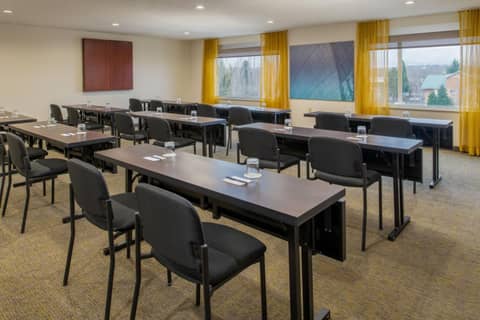 SpringHill Suites Portland Airport — photo 3