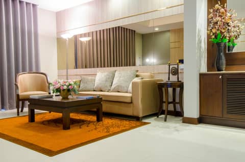 Grand Mercure Bangkok Asoke Residence — lounge