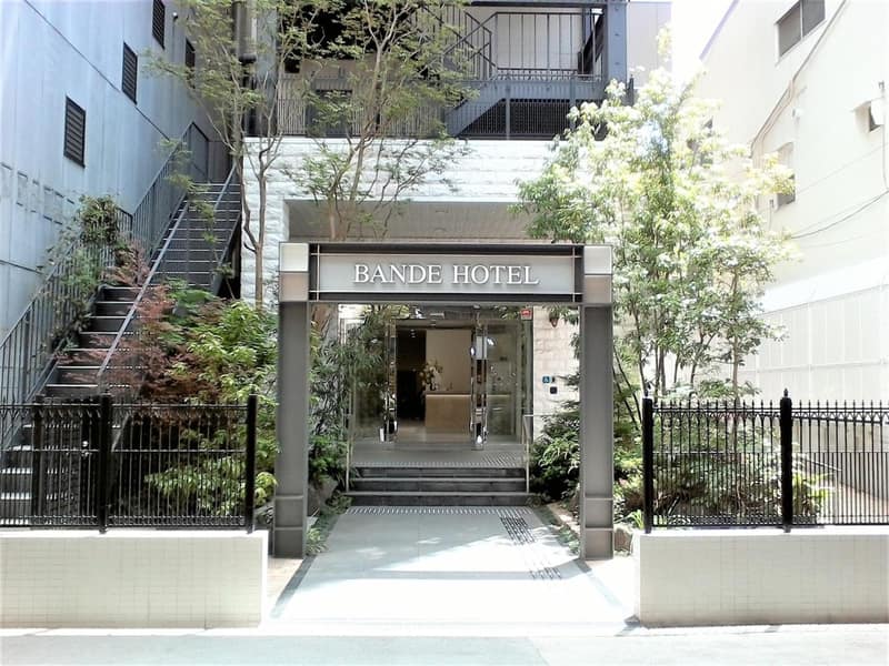 Bande Hotel Osaka — photo 1