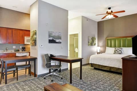 TownePlace Suites by Marriott Reno — photo 9