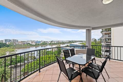 The Oasis Apartments — photo 7