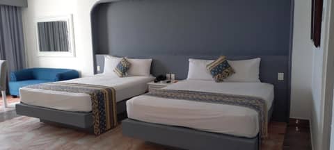 Hotel y Museo Casa Turquesa — hotel room