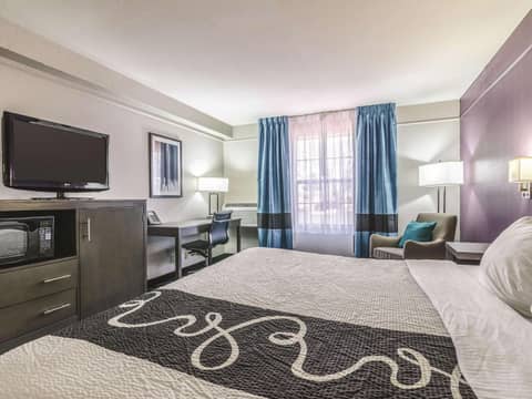 La Quinta by Wyndham Kansas City Airport — photo 5