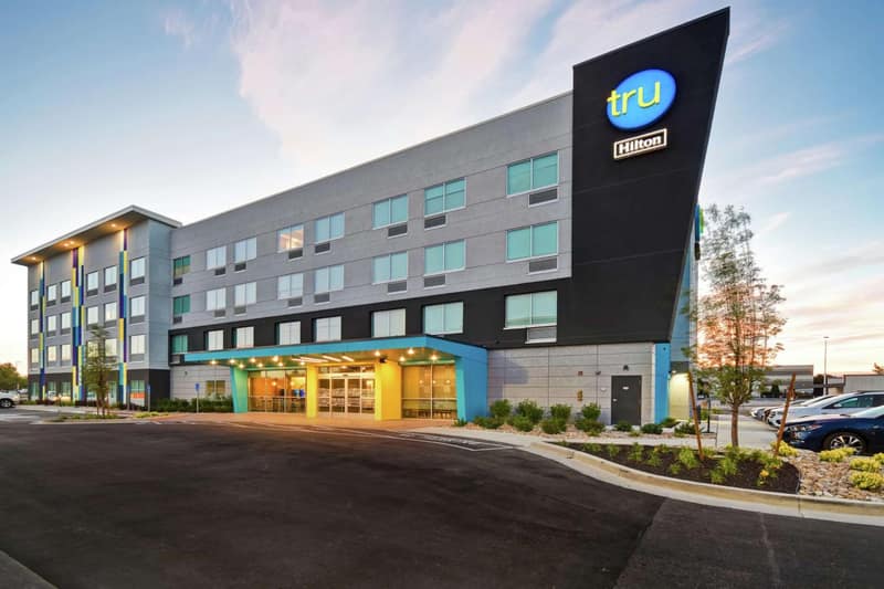 Tru By Hilton Salt Lake City Airport — building