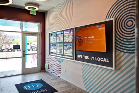 Tru By Hilton Salt Lake City Airport — photo 9