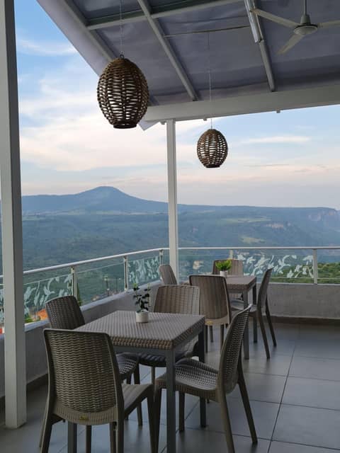 Hotel Posada Mirador — balance & terrace
