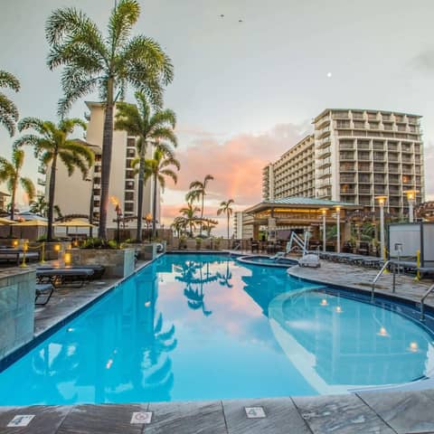 Embassy Suites by Hilton Waikiki Beach Walk — photo 8