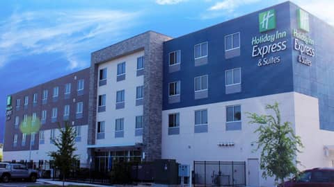 Holiday Inn Express & Suites - Jacksonville W - I295 and I10 by IHG — photo 2