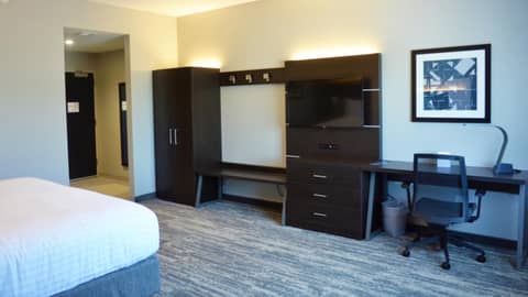 Holiday Inn Express & Suites - Jacksonville W - I295 and I10 by IHG — photo 3