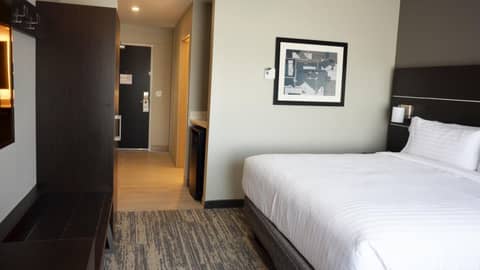 Holiday Inn Express & Suites - Jacksonville W - I295 and I10 by IHG — photo 9