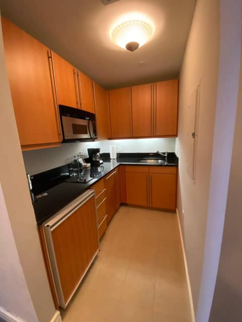 Private condo hotel at Four Seasons Brickell — photo 2
