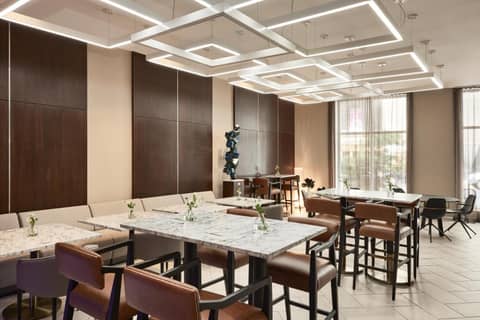 AC Hotel by Marriott New Orleans French Quarter — dining