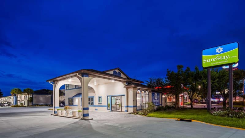 Quality Inn Jacksonville South — building