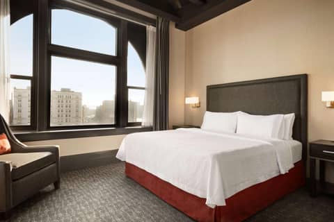 Homewood Suites By Hilton Milwaukee Downtown — photo 8