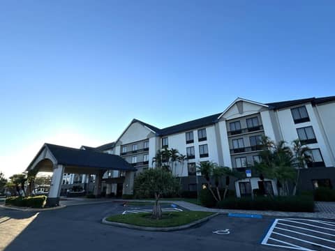 Spark By Hilton Fort Myers — photo 7
