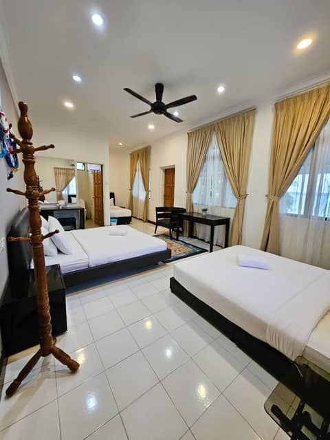 Little Heaven by Sky Hive, A Beach Front Bungalow — photo 6