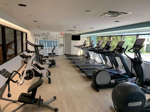 DoubleTree by Hilton Tampa Rocky Point Waterfront — photo 2