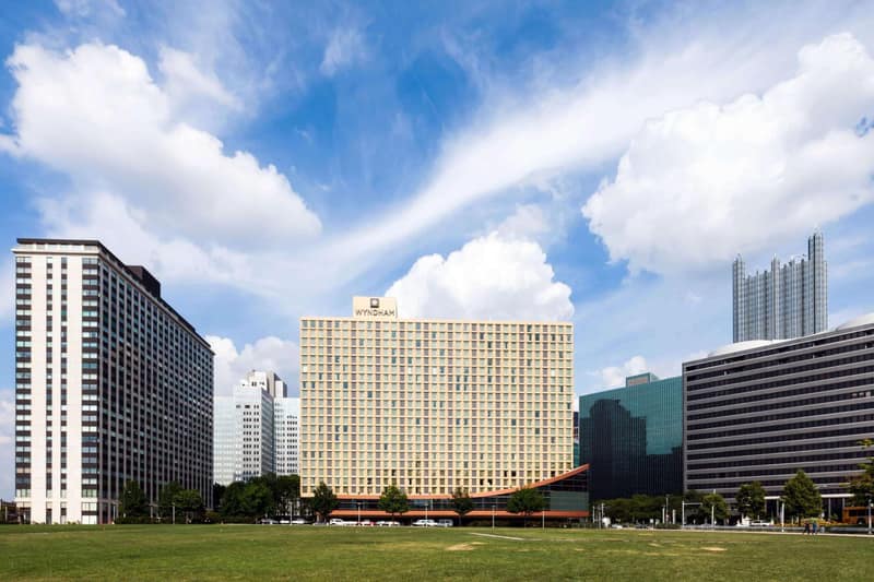 Wyndham Grand Pittsburgh — building